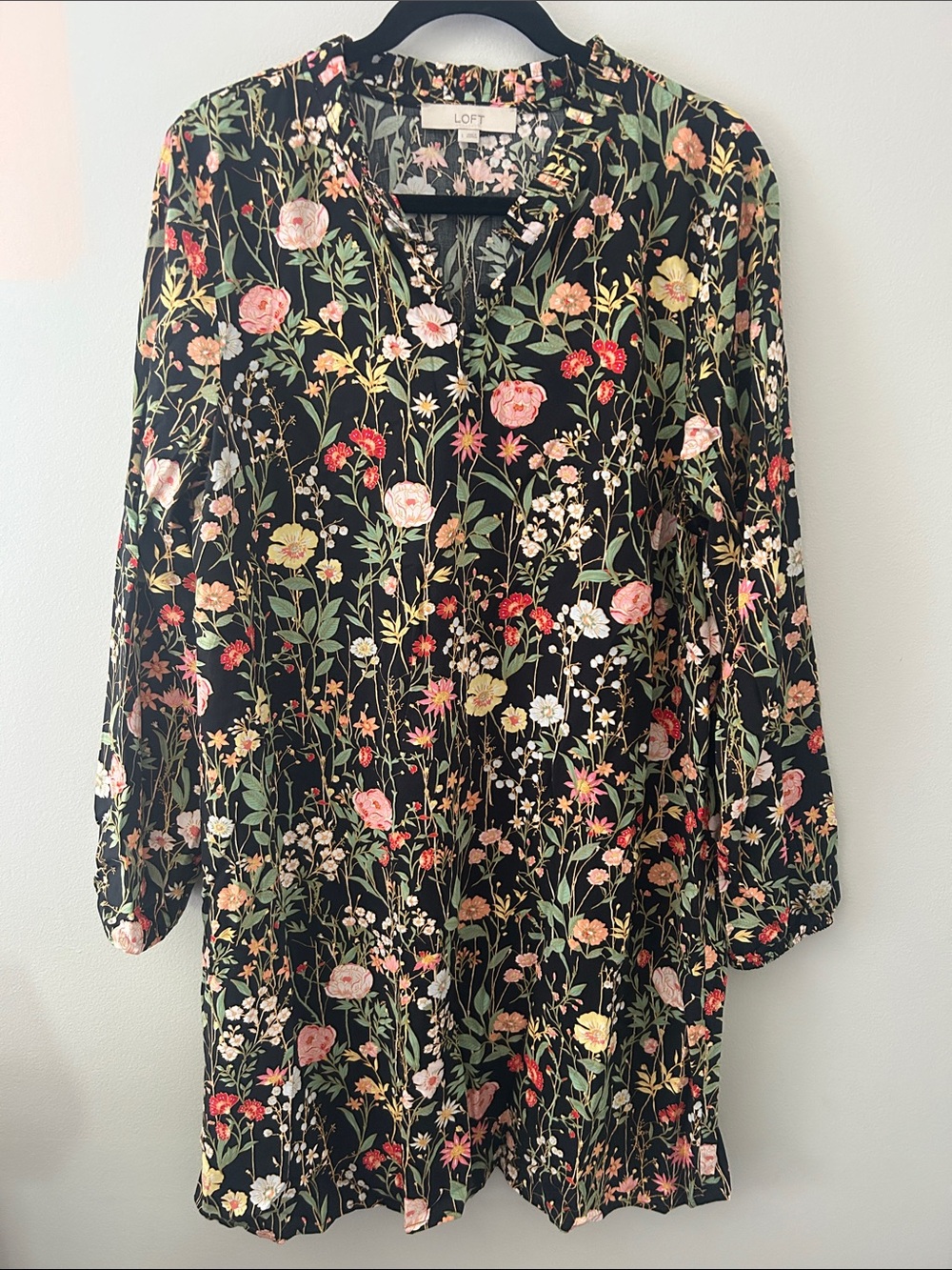 Loft Black Floral Popover Dress with Ruffle Collar, Size Large